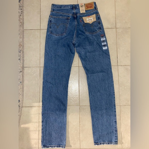 Original LEVI’S 501 Jeans - Picture 2 of 3
